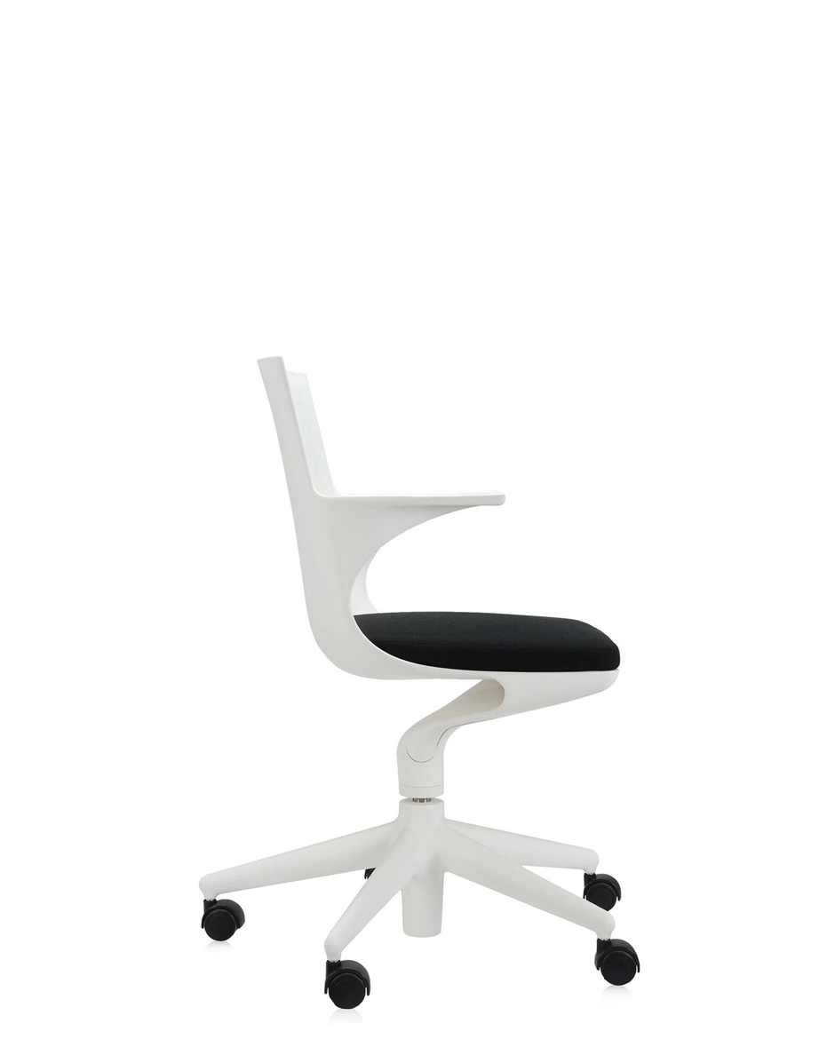 Kartell Spoon chair ANTONIO CITTERIO con Toan Nguyen Vendite stagionali