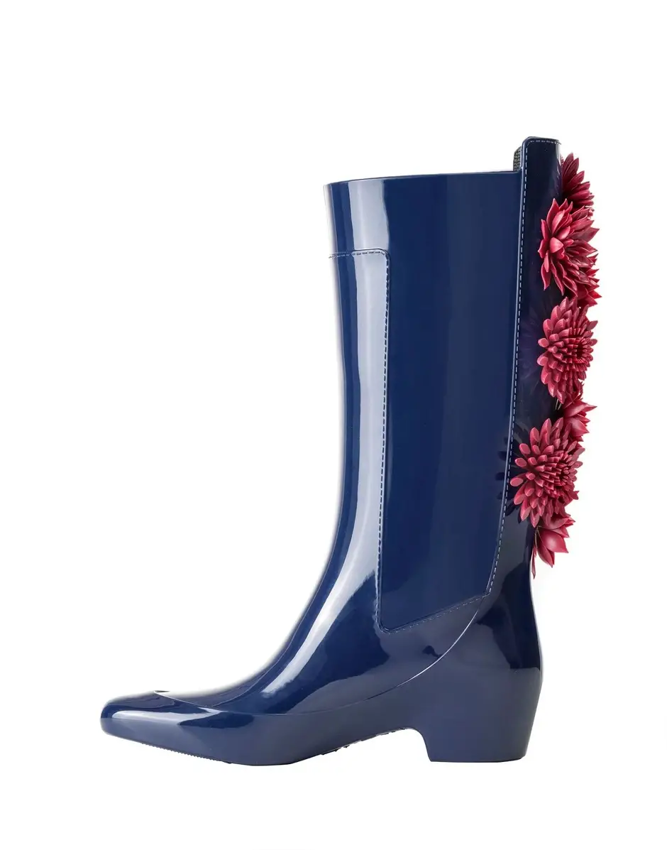 Kartell Barbarella flowers Paula Cademartori Nuova