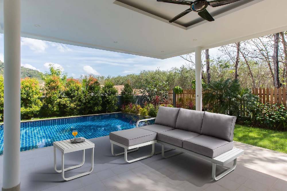 Oresteluchetta Divano con pouf outdoor PALMA Saldi Di Fabbrica