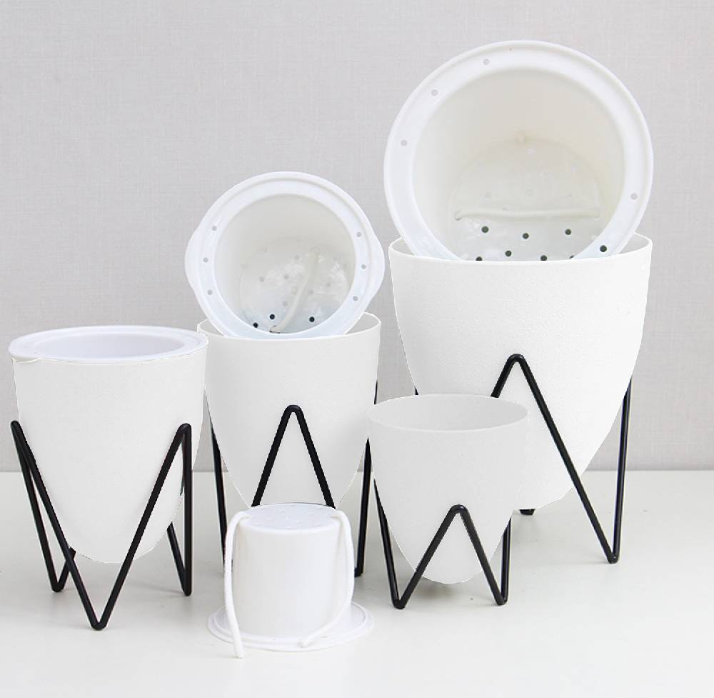 Oresteluchetta Vaso autoinnaffiante per esterno / interno LUKA MEDIUM Offerta speciale della fabbrica
