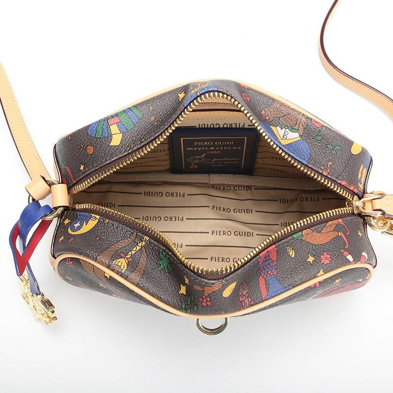Piero Guidi PIERO GUIDI SLING BAG "Diana"/ TRACOLLINA Prezzo Ridotto