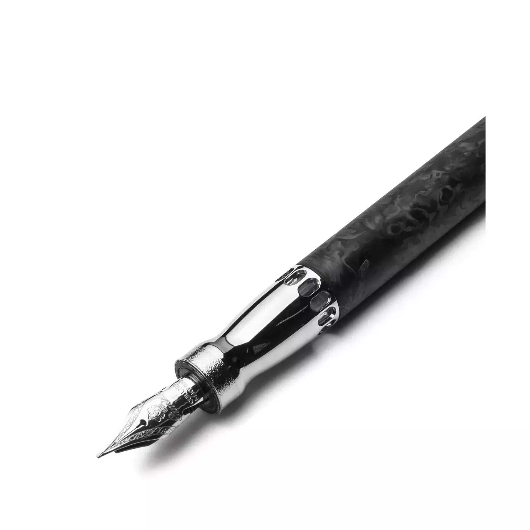 Pineider Penna Stilografica La Grande Bellezza Forged Carbon 2025