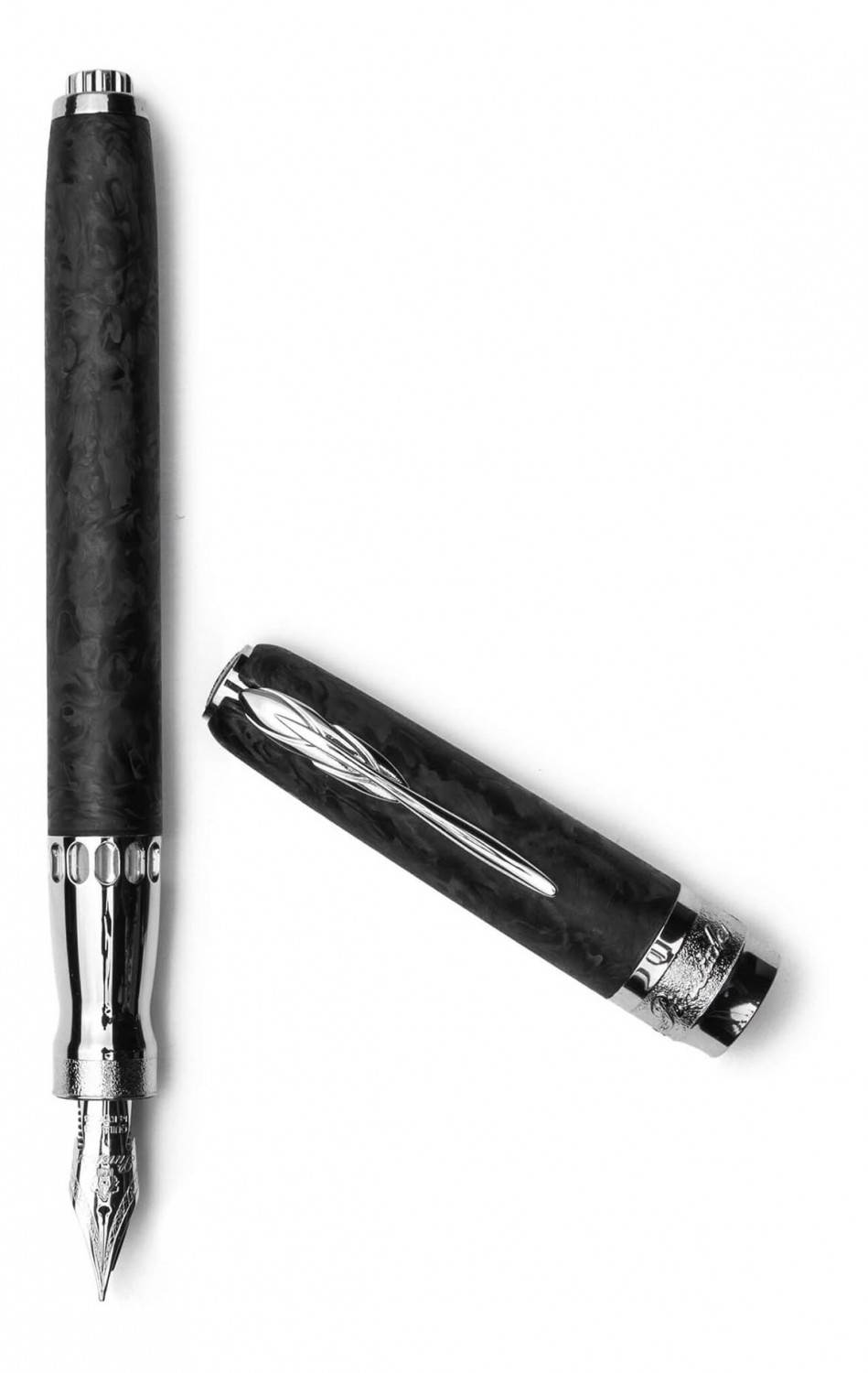 Pineider Penna Stilografica La Grande Bellezza Forged Carbon 2025