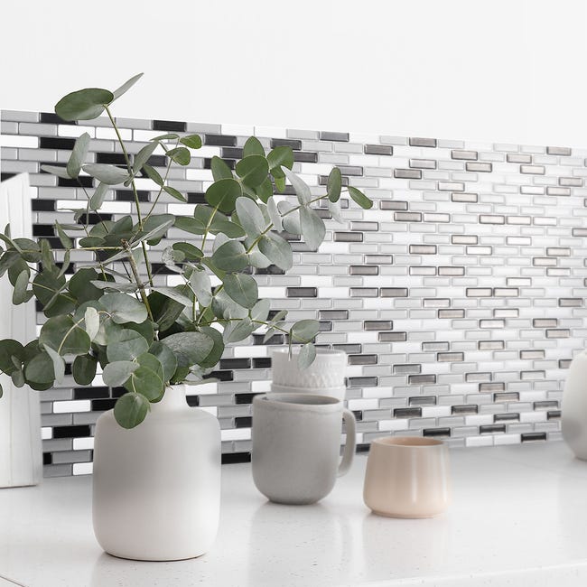 Leroymerlin Piastrella adesiva Murano Metallik SMART TILES bianco 23 x 26 cm spessore 2 mm confezione da 4 pezzi Offerta speciale della fabbrica
