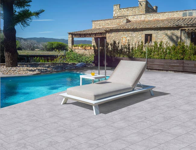 Leroymerlin Piastrella da pavimento esterno Ventasso in gres porcellanato grigio 40 x 20cm Sp. 7.4 mm traffico medio forte (pei 3/5) R10 Fino Al -60%