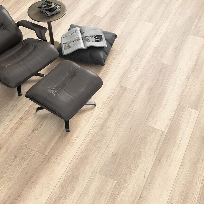 Leroymerlin Pavimento laminato ARTENS GREY OAK beige e grigio resistente all'acqua Sp 8mm Promozione temporanea