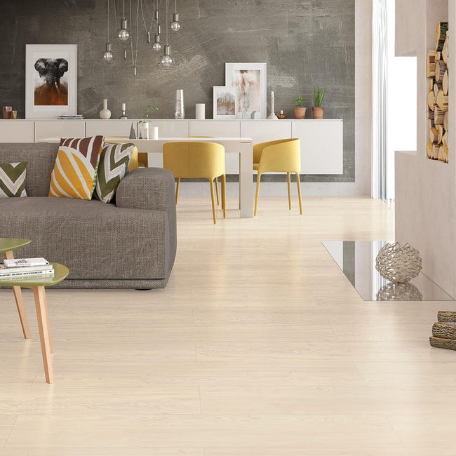 Leroymerlin Pavimento laminato ARTENS Pine bianco resistente all'acqua Sp 8mm Promozione Limitata