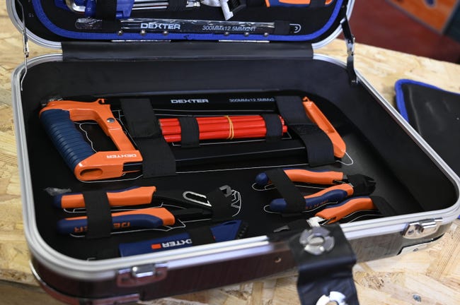 Leroymerlin Kit di utensili assortiti DEXTER 79940161 141 pezzi Esporta salva