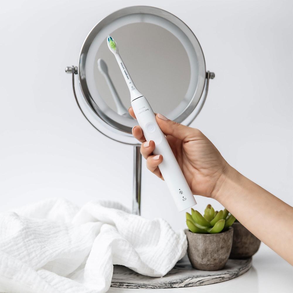 QVC Philips Spazzolino elettrico Serie 4100 + 5 testine di ricambio Offerta speciale