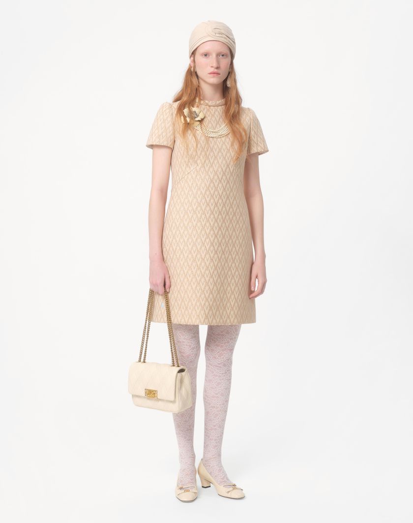 Valentino Handbags Abito Corto In Lurex Jacquard Toute La V per Donna in Avorio/oro | Valentino IT Vendita