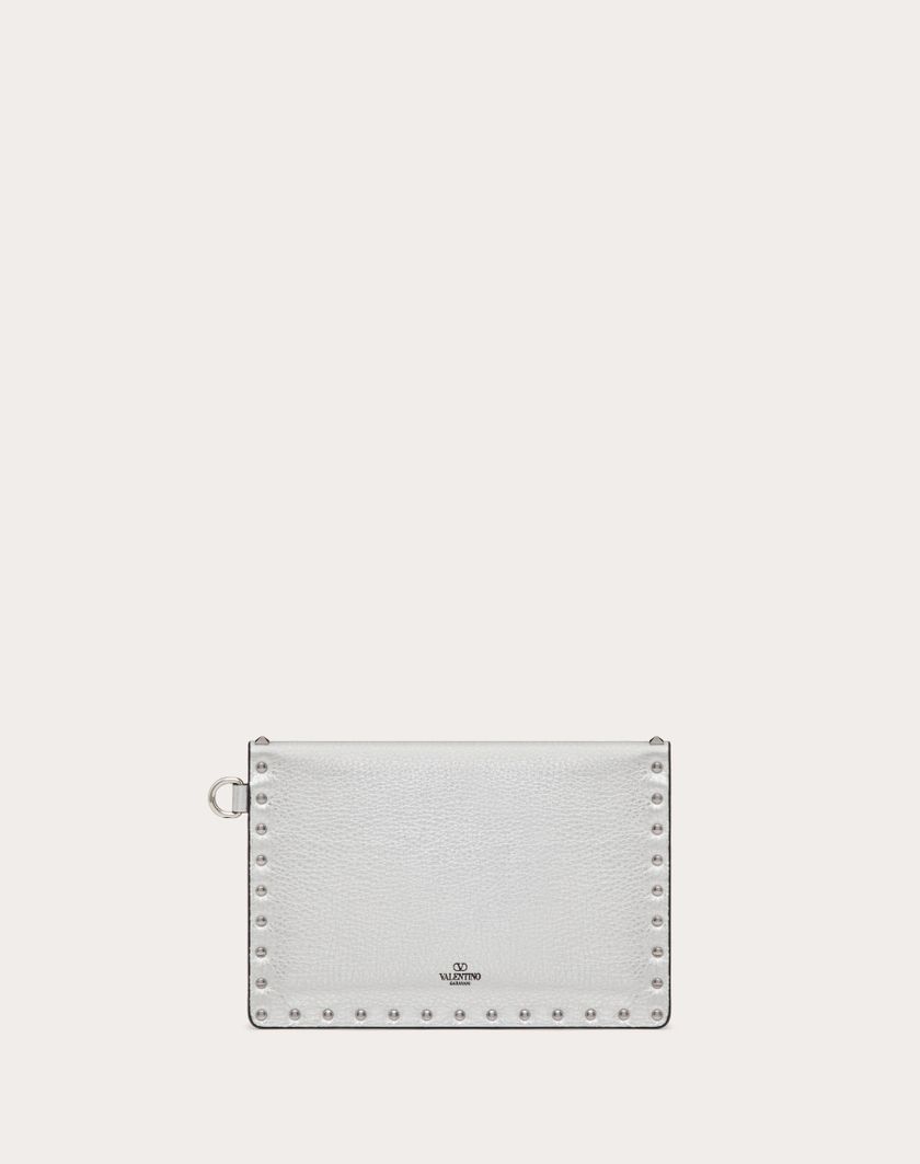 Valentino Handbags Pochette Rockstud In Vitello Granato Metallizzato per Donna in Argento | Valentino IT Soddisfazione Garantita