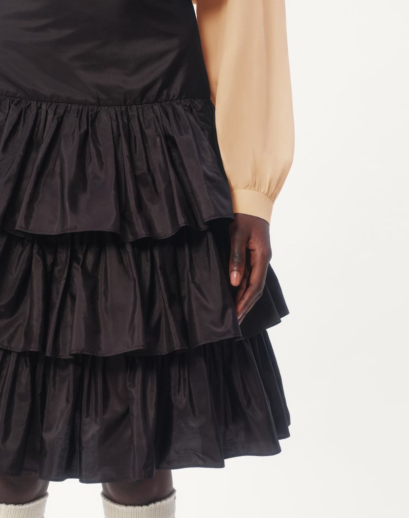 Valentino Handbags Gonna In Taffetas A Balze per Donna in Ametista | Valentino IT Presa