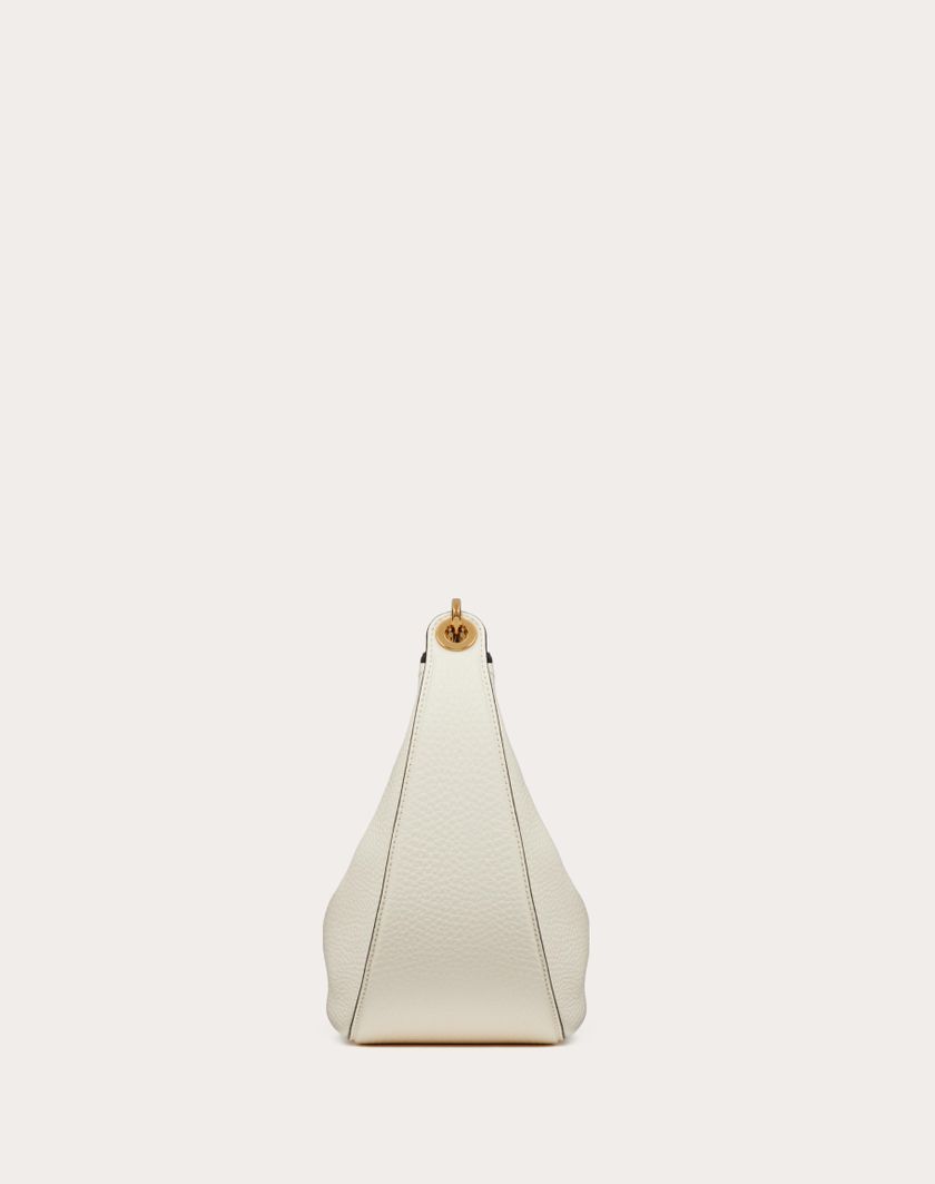 Valentino Handbags Hobo Piccola Vlogo Moon Bag In Vitello Granato Con Catena per Donna in Cappuccino | Valentino IT Sottocosto
