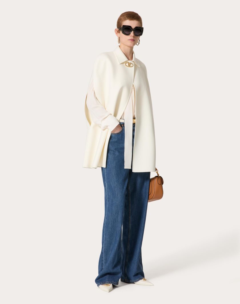Valentino Handbags Cappa In Compact Drap per Donna in Avorio | Valentino IT Qualità