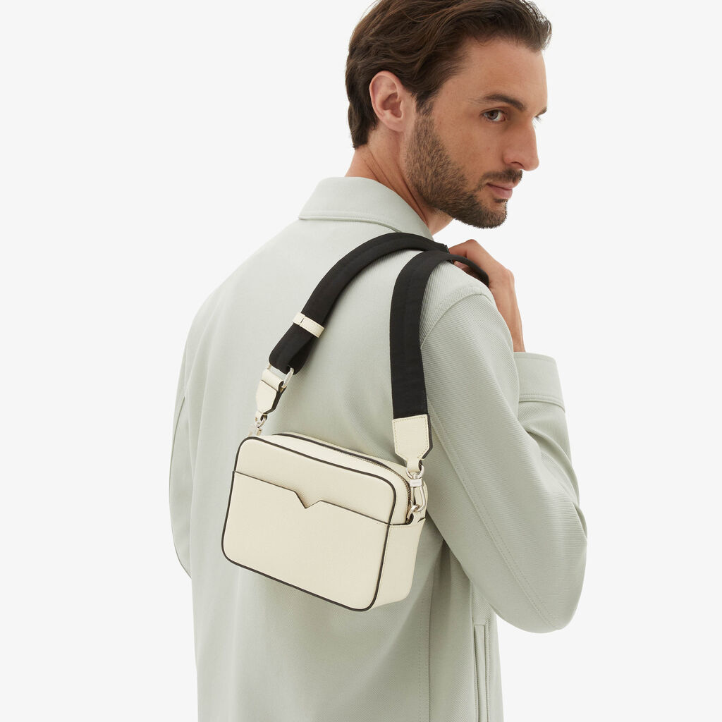 Valextra Borsa a tracolla da Uomo di Lusso in Pelle Bianca | Valextra V-Line In Vendita
