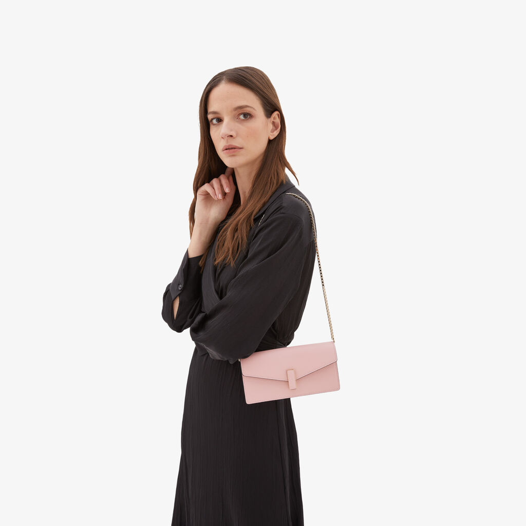 Valextra Borsetta clutch compatta in Pelle Rosa | Valextra Iside Italy