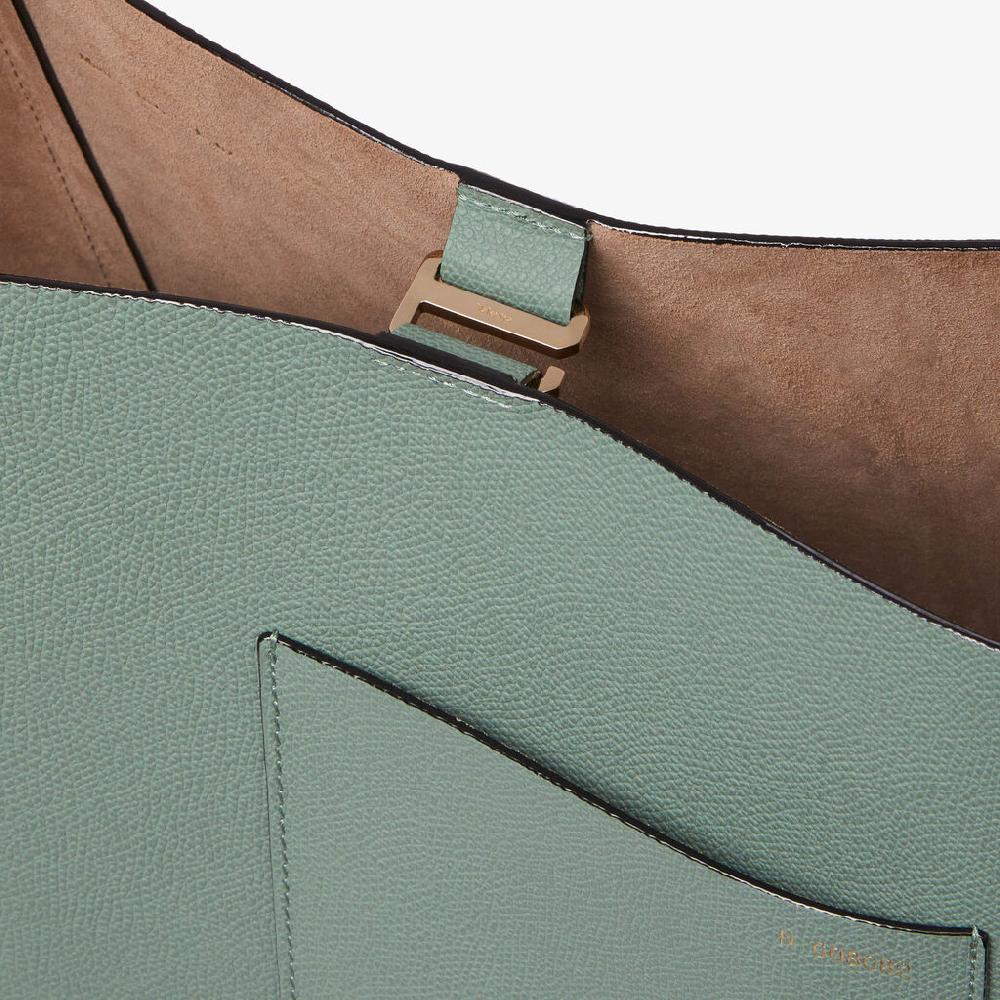 Valextra Borsa a Secchiello Soft Media | Pelle di vitello Millepunte | Verde Eucalipto | Valextra Promozione Limitata