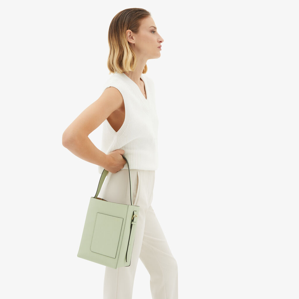 Valextra Borsa a secchiello da Donna Mini in Pelle Verde | Valextra Soft Spedizione Gratuita