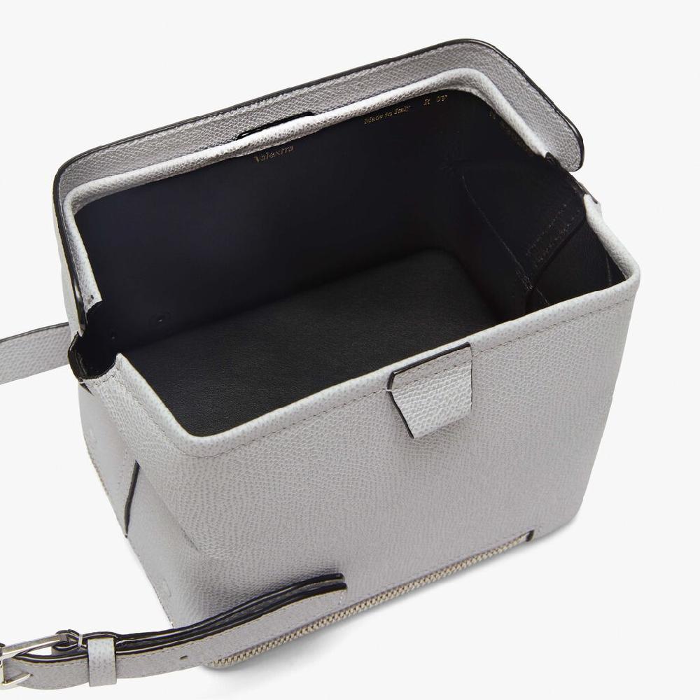 Valextra Borsa rigida a tracolla in Pelle Grigia | Valextra Tric Trac Pezzi Unici
