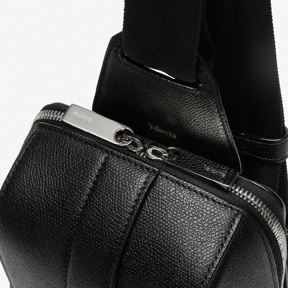 Valextra Zaino monospalla piccolo in Pelle Nera | Valextra V-Line In Saldo