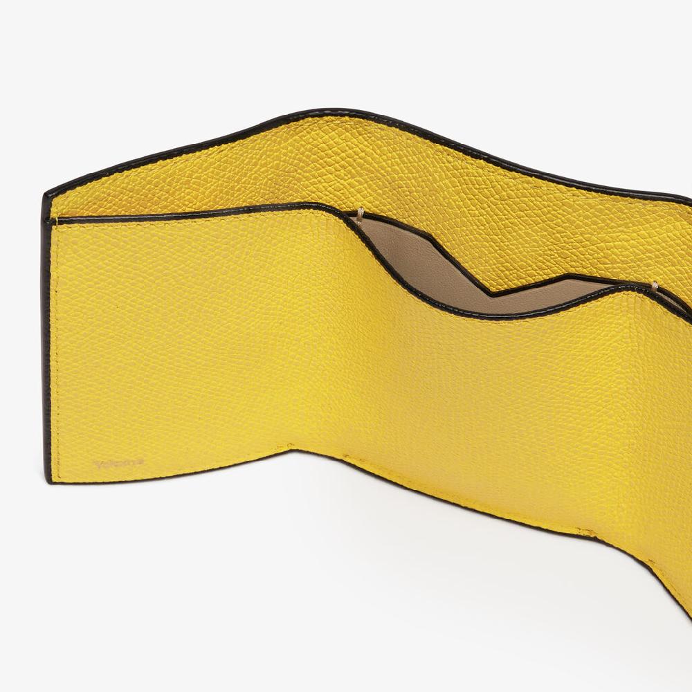 Valextra Portafoglio bifold in Pelle Gialla | Valextra In Linea