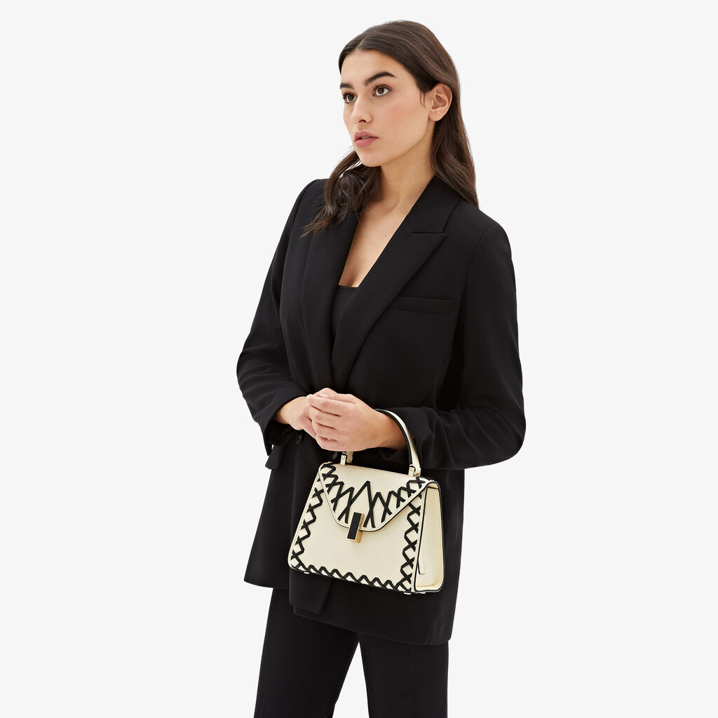 Valextra Borsa a mano Donna in Pelle Bianca con filo Nero | Valextra Iside ACQUISTA ORA