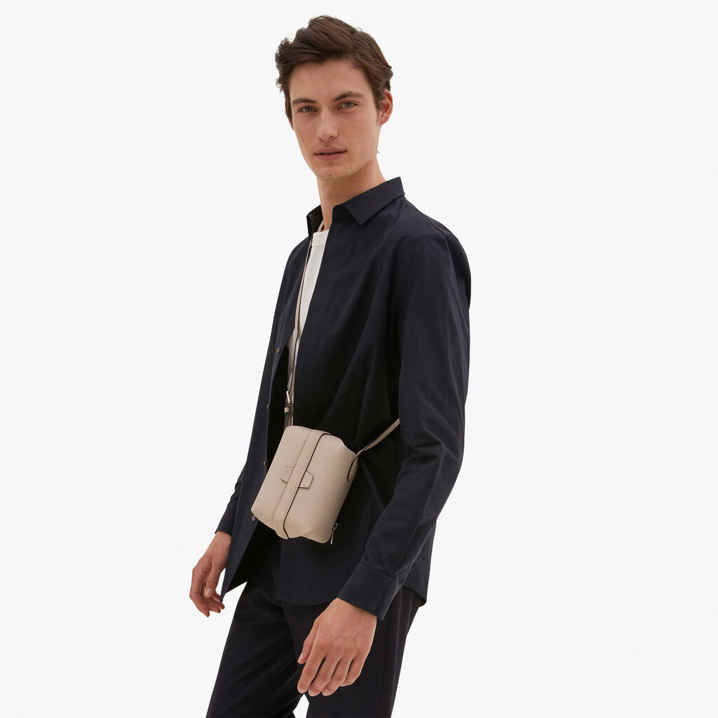 Valextra Borsa a tracolla Mini in Pelle Rosa Nude | Valextra Tric Trac Presa
