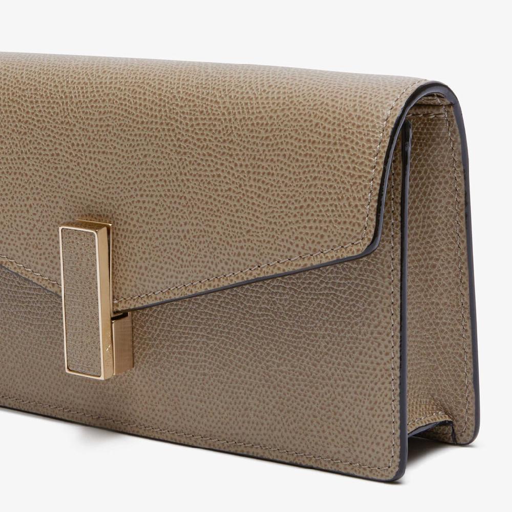 Valextra Clutch da Donna in Pelle Marrone di Lusso | Valextra Iside Italy