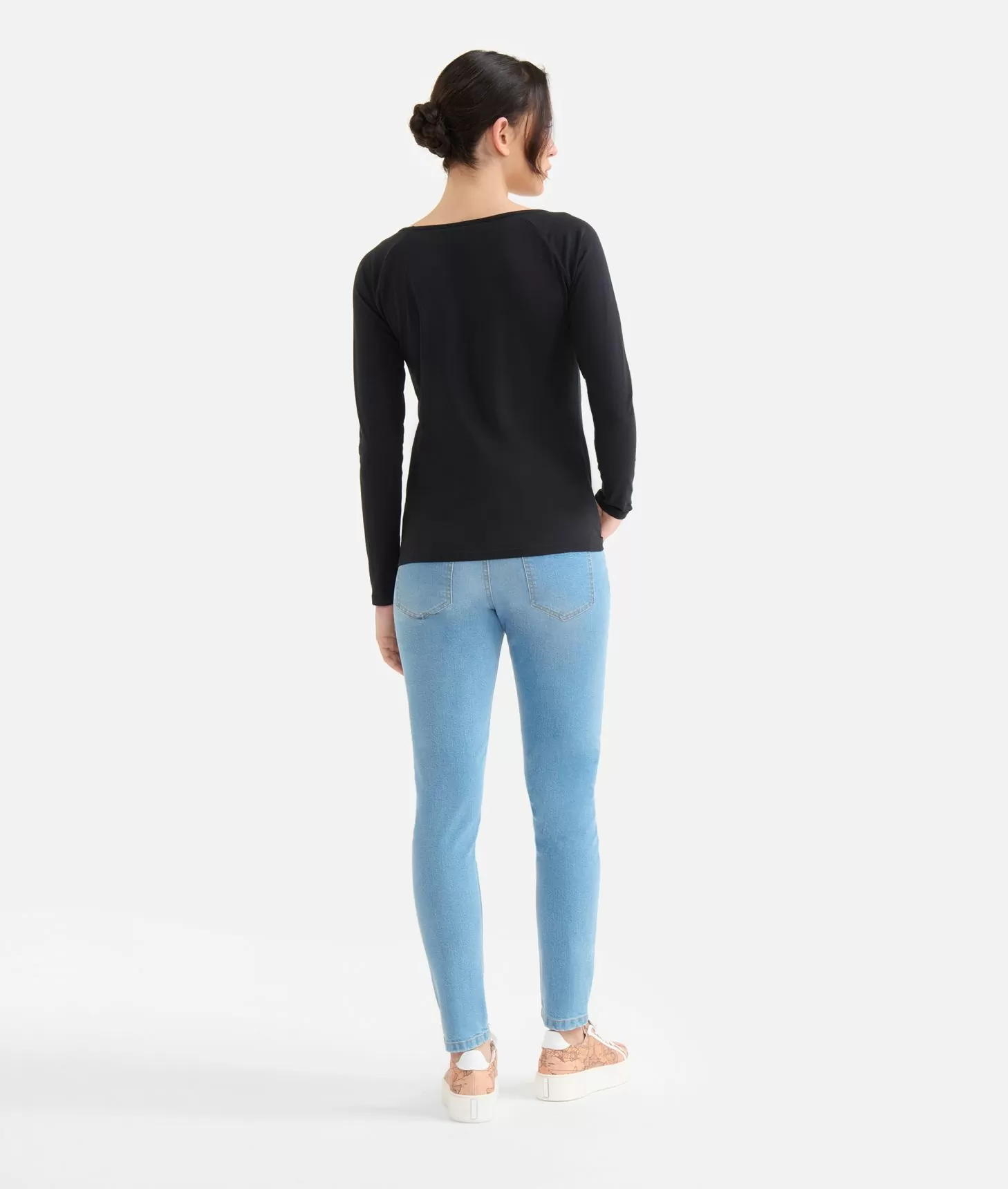 Alviero martini 1a classe T-shirt a maniche lunghe in jersey di cotone stretch con spicchi Geo Classic Nera Online