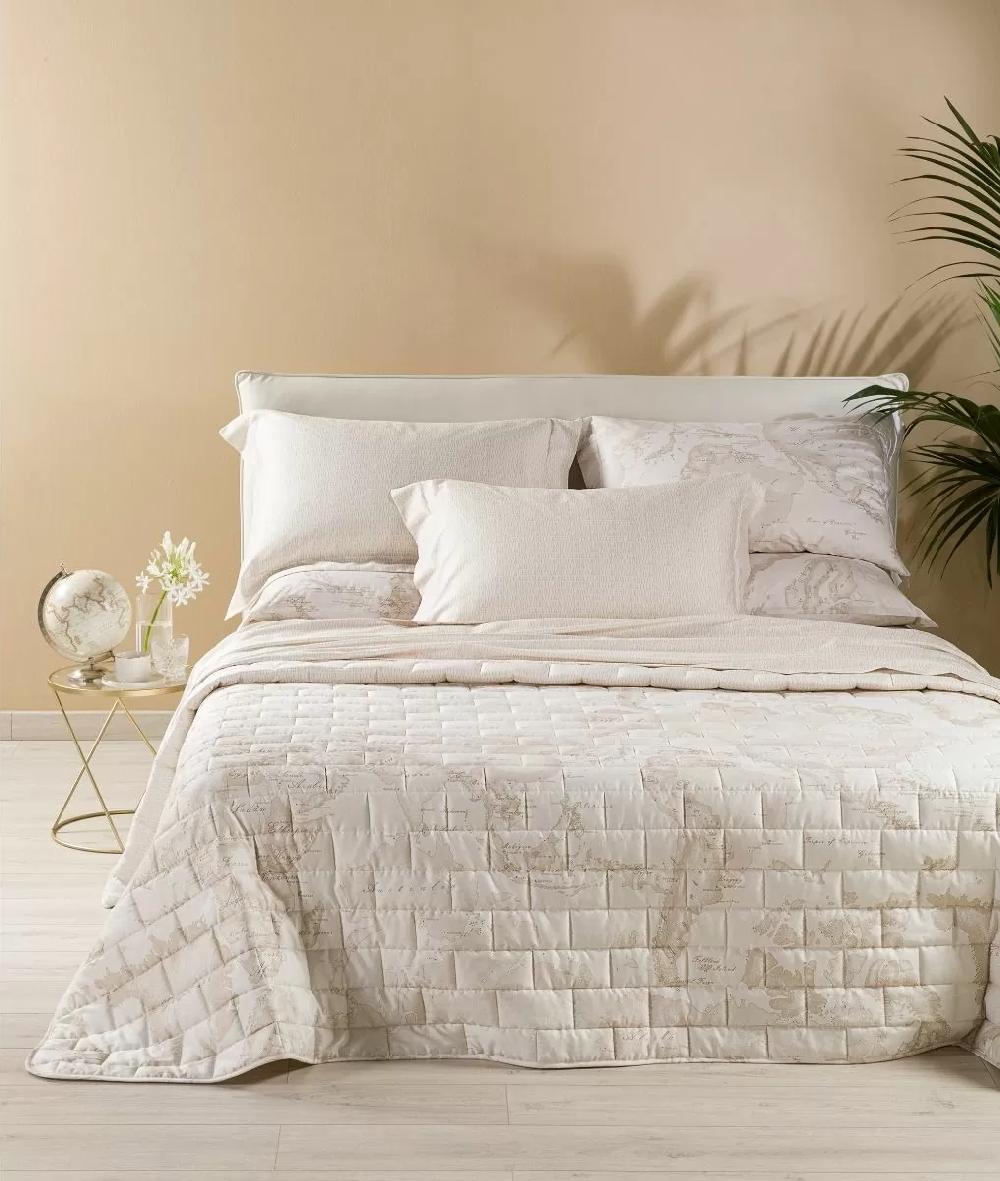 Alviero martini 1a classe Copriletto trapuntato Geo White